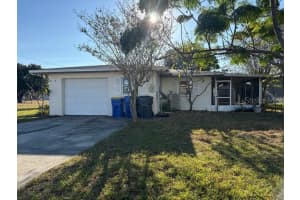 612 PEARCE AVENUE, EAGLE LAKE, FL 33839 - MLS#MFRR4910247