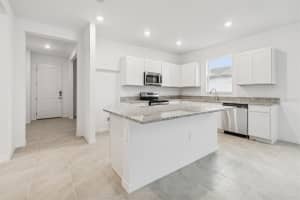 9241 OPTIMIST WAY, PALMETTO, FL 34221 - MLS#MFRR4910266