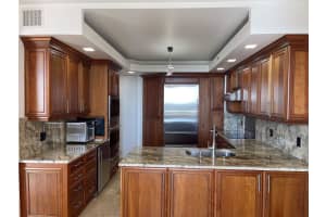 3060 GRAND BAY BOULEVARD, LONGBOAT KEY, FL 34228 - MLS#MFRR4910478