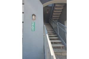 3701 CASTLE PINES LANE, ORLANDO, FL 32839 - MLS#MFRR4910485