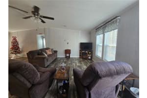 56290 CHERRY TREE ROAD, ASTOR, FL 32102 - MLS#MFRR4910603