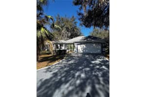 144 Costa Mesa Dr, LADY LAKE