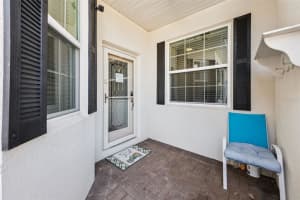 2004 WINNIPEG WAY, GROVELAND, FL 34736 - MLS#MFRR4910709