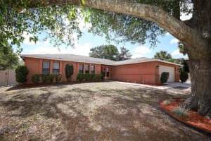 1325 INDIAN ROCK COURT, DELTONA, FL 32725 - MLS#MFRR4910780