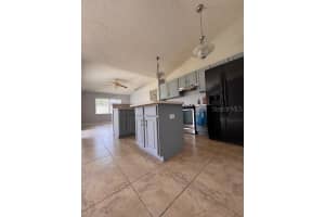 2405 LINCOLNSHIRE COURT, KISSIMMEE, FL 34743 - MLS#MFRR4910839