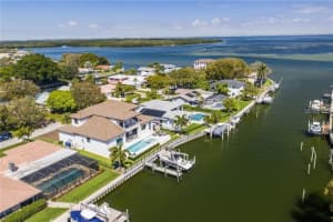 2060 ILLINOIS AVENUE, ST PETERSBURG, FL 33703 - MLS#MFRR4910850