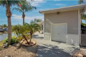 200 SKY CREST LOOP, DAVENPORT, FL 33837 - MLS#MFRR4910868