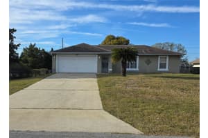832 Shenandoah Ave, DELTONA