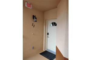 1761 AUBURN LAKES DRIVE, VENICE, FL 34292 - MLS#MFRR4910981