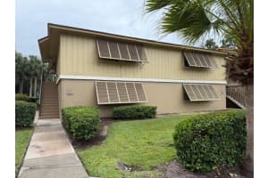 130 Jasmine Woods Ct #9d, DELTONA