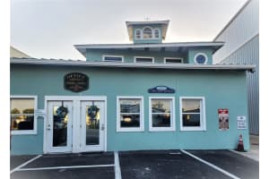 100 CIRCUIT ROAD, NOKOMIS, FL 34275 - MLS#MFRR4911054