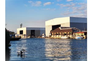 100 CIRCUIT ROAD, NOKOMIS, FL 34275 - MLS#MFRR4911054