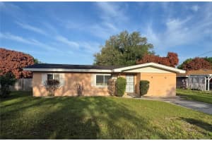 729 CRESTWOOD DRIVE, WINTER HAVEN, FL 33881 - MLS#MFRR4911103