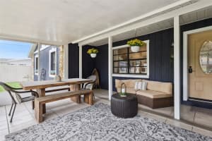 27627 LOIS DRIVE, TAVARES, FL 32778 - MLS#MFRR4911122