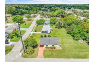 2102 Avenue P, FORT PIERCE