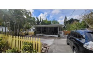 2912 Hawthorne St, SARASOTA