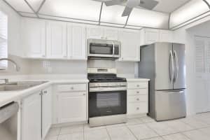 5980 SHORE BOULEVARD, GULFPORT, FL 33707 - MLS#MFRR4911260
