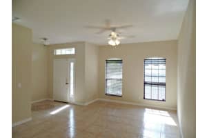 2707 Eagle Glen Cir, Kissimmee, FL 34746, Sold 09/30/15
