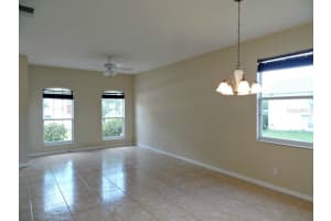 2707 Eagle Glen Cir, Kissimmee, FL 34746, Sold 09/30/15