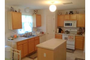 2959 Leba Ln, St Cloud, FL 34772, Sold 09/21/15