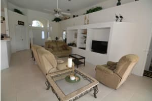 355 Hills Bay Dr, Davenport, FL 33896, Sold 09/11/15