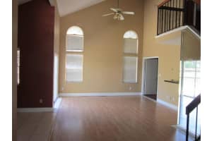1077 Summer Lakes Dr, Orlando, FL 32835, Sold 09/14/15