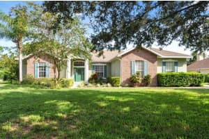 1825 Sir Lancelot Cir, St Cloud, FL 34772, Sold 01/29/16