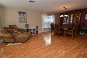 291 Lynn St, Oviedo, FL 32765, Sold 11/16/15