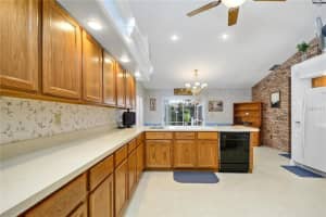 4590 Yorkshire Ln, Kissimmee, FL 34758, Sold 08/26/16