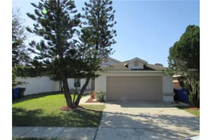 834 N Horseshoe Bay Dr, Kissimmee, FL 34741, Sold 07/28/16
