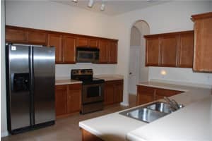 1877 Sir Lancelot Cir, St Cloud, FL 34772, Sold 05/26/16