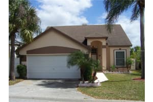 3774 Huntwicke Blvd, Davenport, FL 33837, Sold 05/27/16
