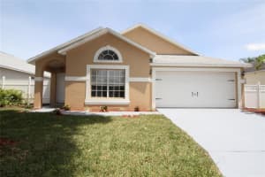 446 Lake Davenport Blvd, Davenport, FL 33897, Sold 07/28/16