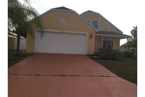 901 Belvoir Dr, Davenport, FL 33837, Sold 07/29/16