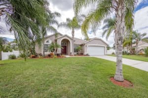135 Henue Ct, Davenport, FL 33896, Sold 01/09/17