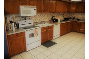2470 Bar Lou Ct, St Cloud, FL 34771, Sold 03/17/17
