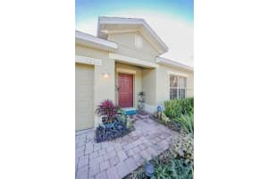 7224 Mystic Brook Way, Davenport, FL 33896, Sold 04/21/17