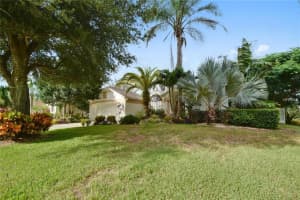 104 Henue Ct, Davenport, FL 33896, Sold 08/31/17