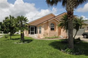 100 Seneca Point Trail, Kissimmee, FL 34746, Sold 10/06/17