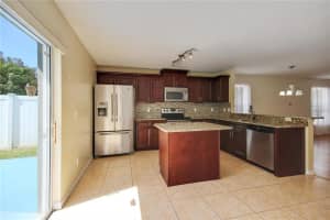 232 Windrose Dr, Orlando, FL 32824, Sold 11/30/17