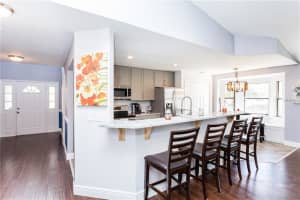 1437 Woodlake Cir, St Cloud, FL 34772, Sold 01/31/18