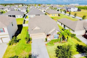 302 Gladesdale St, Haines City, FL 33844, Sold 12/19/17