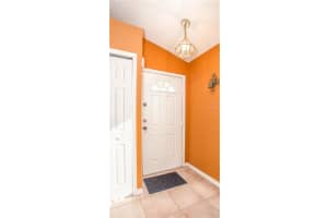 4841 Kingston Cir, Kissimmee, FL 34746, Sold 04/30/18
