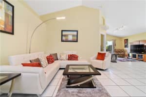 459 Canary Island Cir, Davenport, FL 33837, Sold 10/18/19