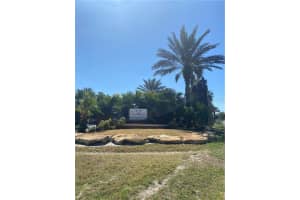 5542 Metrowest Blvd, Orlando, FL 32811, Sold 11/03/21