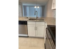 4797 Terra Esmeralda Dr, Kissimmee, FL 34746, Sold 10/15/21