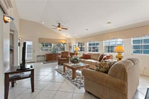 203 Augusta Ave, Davenport, FL 33837, Sold 12/17/21