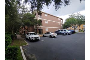 19935 Villa Isle Dr, Orlando, FL 32821, Sold 10/08/21