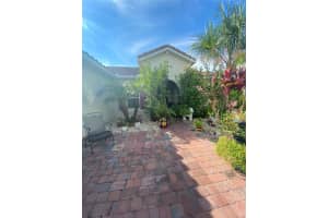 4111 Bella Isle Cir, Kissimmee, FL 34746, Sold 11/01/21