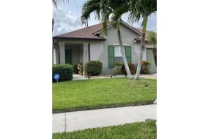 2890 Paynes Prairie Cir, Kissimmee, FL 34743, Sold 10/21/21